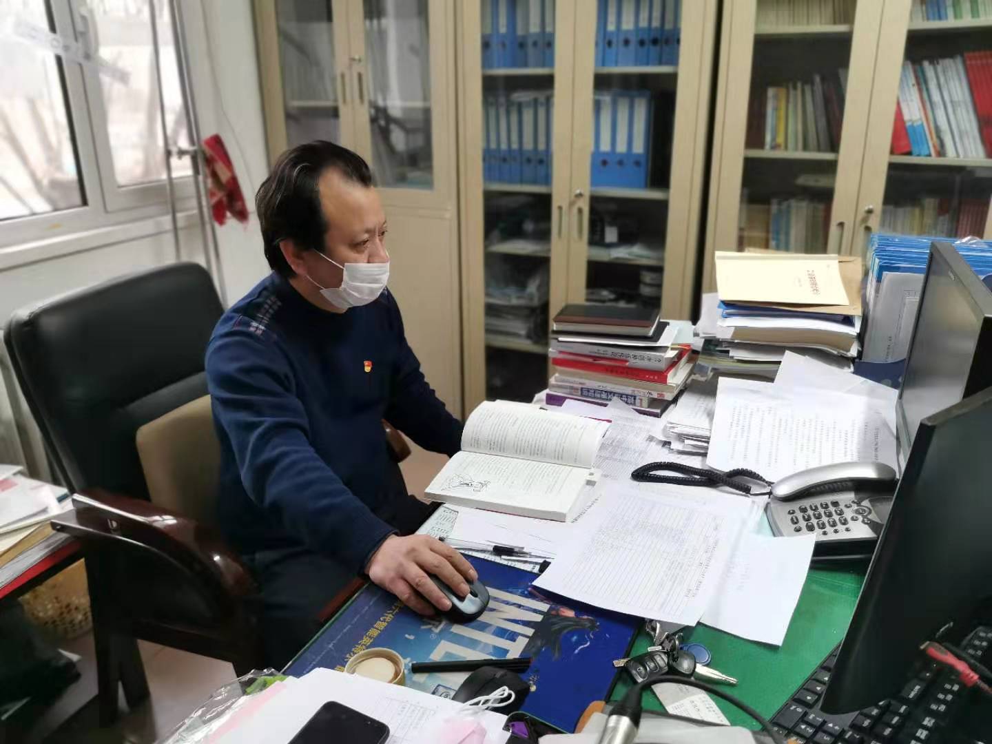 山西建投機械化集團黨員戰(zhàn)斗在“疫”線