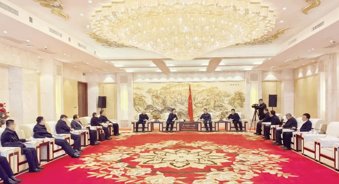 山西建投集團(tuán)與呂梁市政府舉行工作會(huì)談