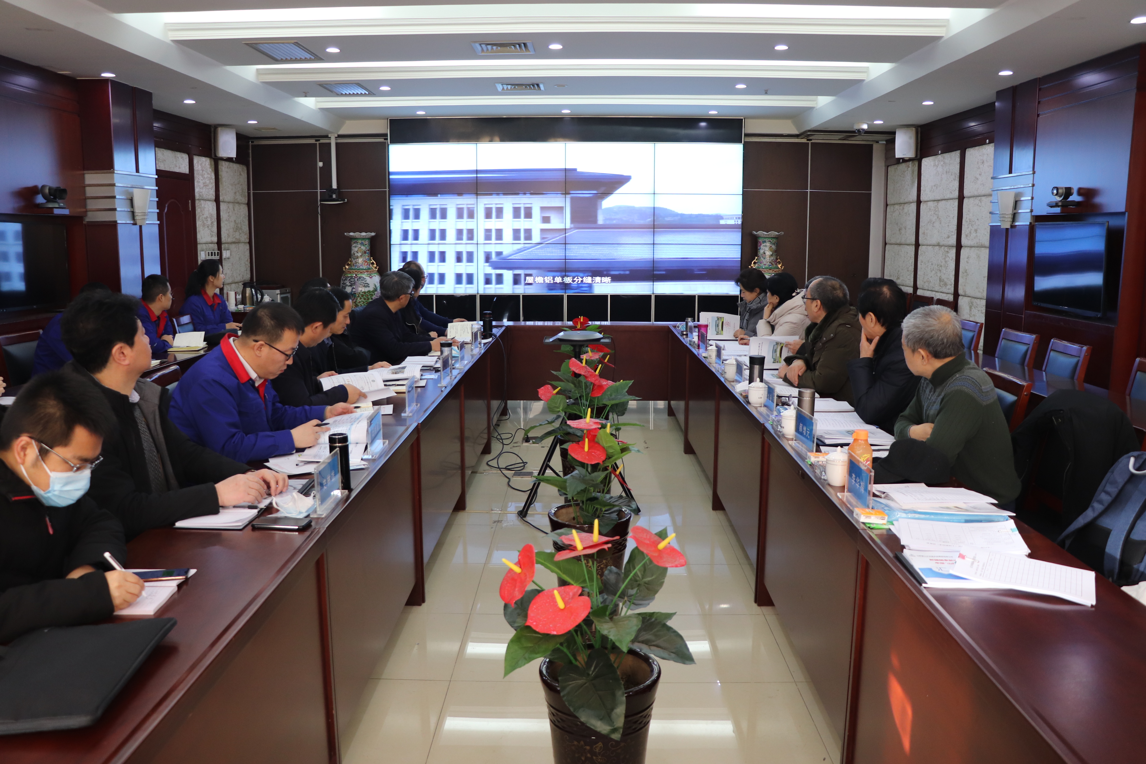 山西建投一建集團(tuán)靈臺縣行政辦公樓項(xiàng)目接受山西省“太行杯”土木建筑工程大獎驗(yàn)收評審