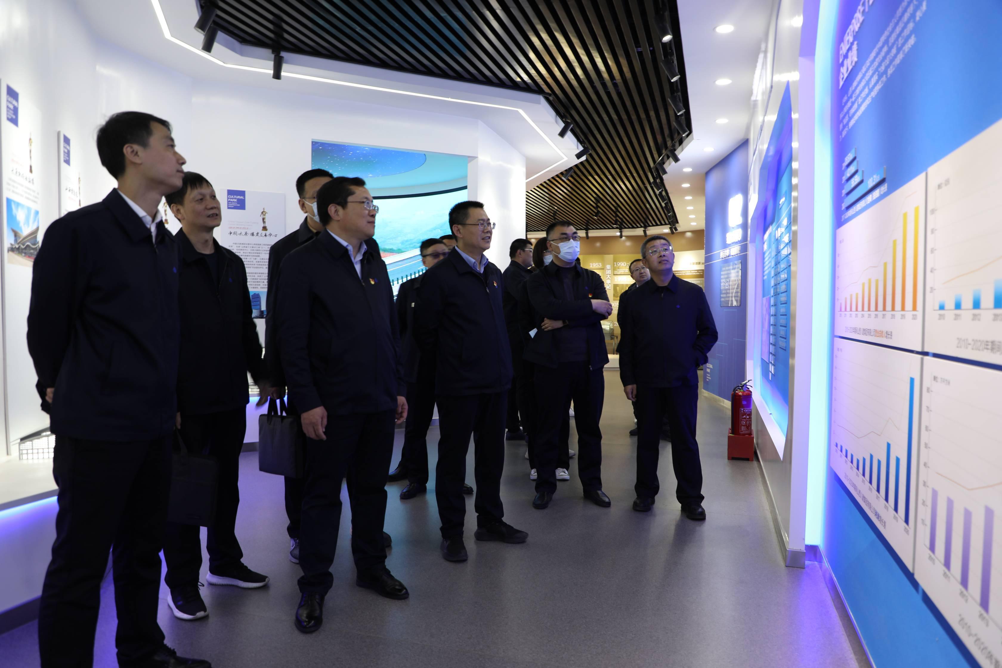 山西建投六建集團(tuán)來八建集團(tuán)對標(biāo)交流