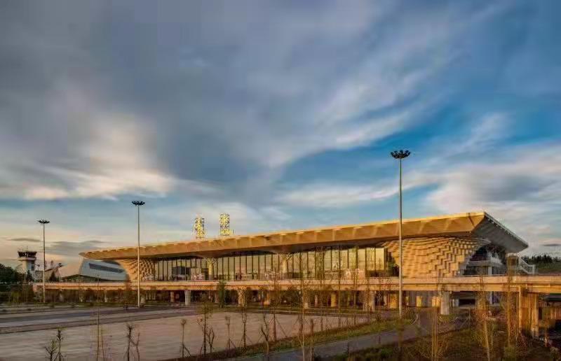 山西建投機(jī)械化集團(tuán)中標(biāo)云南騰沖駝峰機(jī)場跑道延長及附屬設(shè)施擴(kuò)建工程