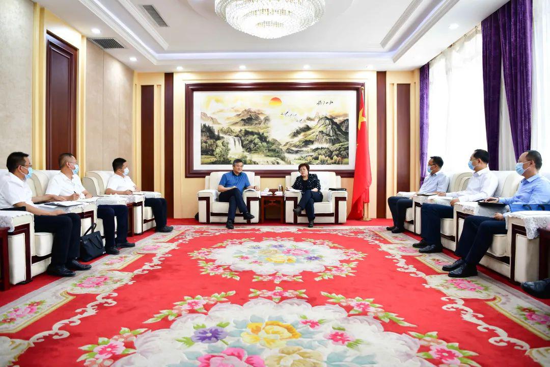 山西建投與朔州市政府舉行工作會談