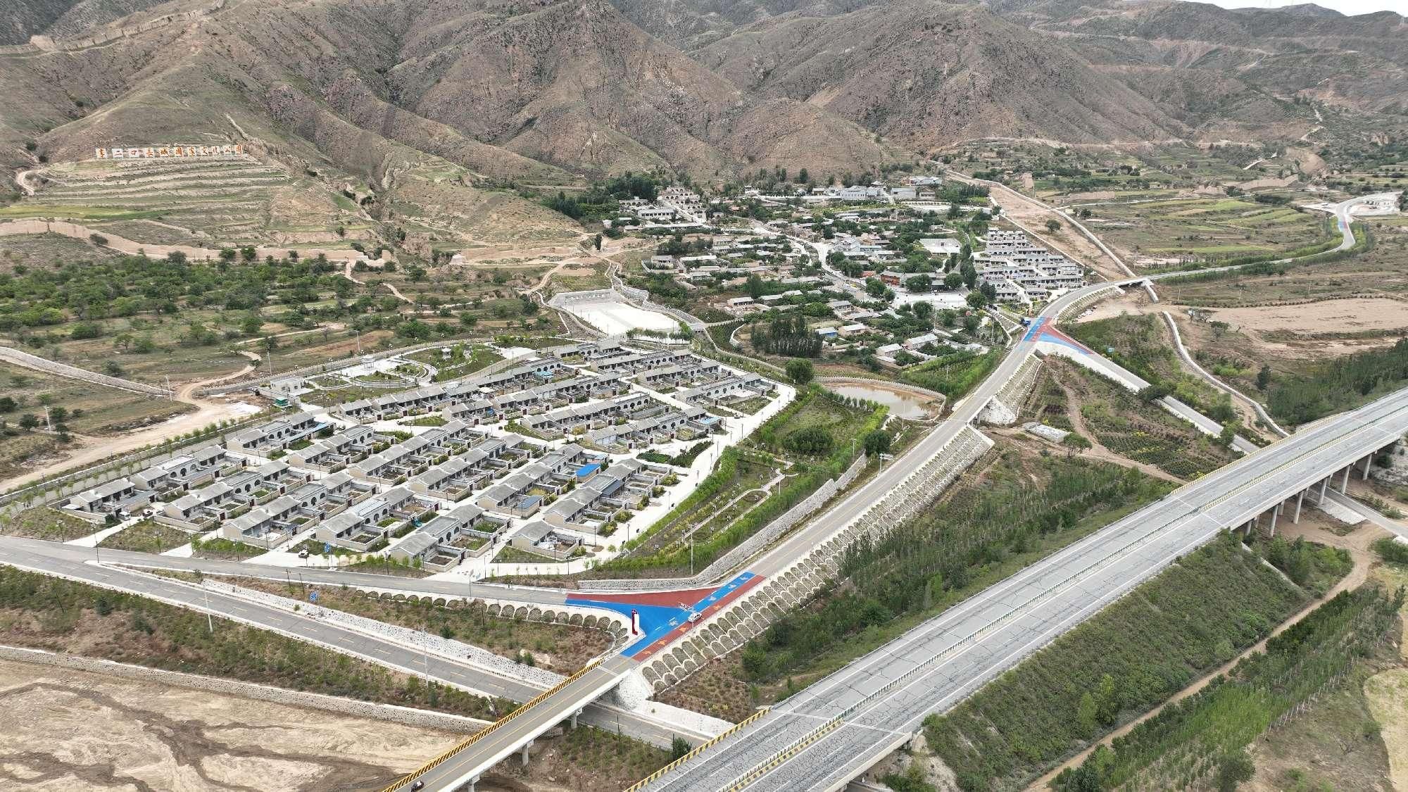 山西建投八建集團榮獲三項“中國建筑工程裝飾獎”