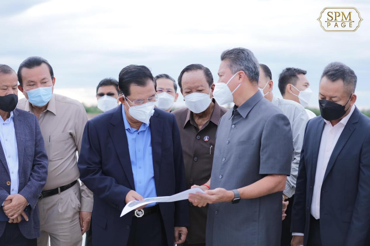 柬埔寨首相洪森到山西建投機(jī)械化集團(tuán)承建的柬埔寨暹粒新國(guó)際機(jī)場(chǎng)考察