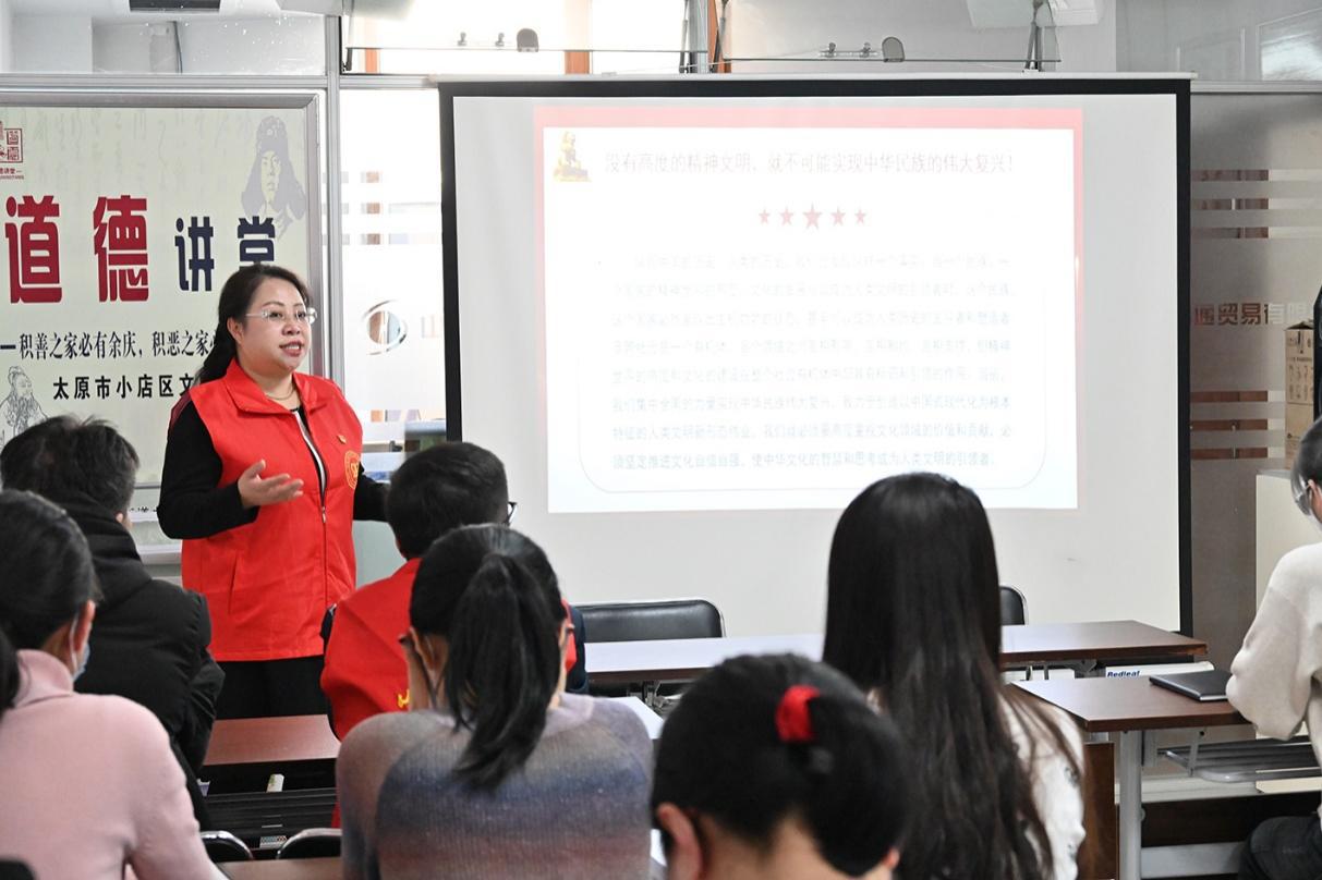 山西建投四建理論宣講團進(jìn)社區(qū)，“聲”入群眾聚民心