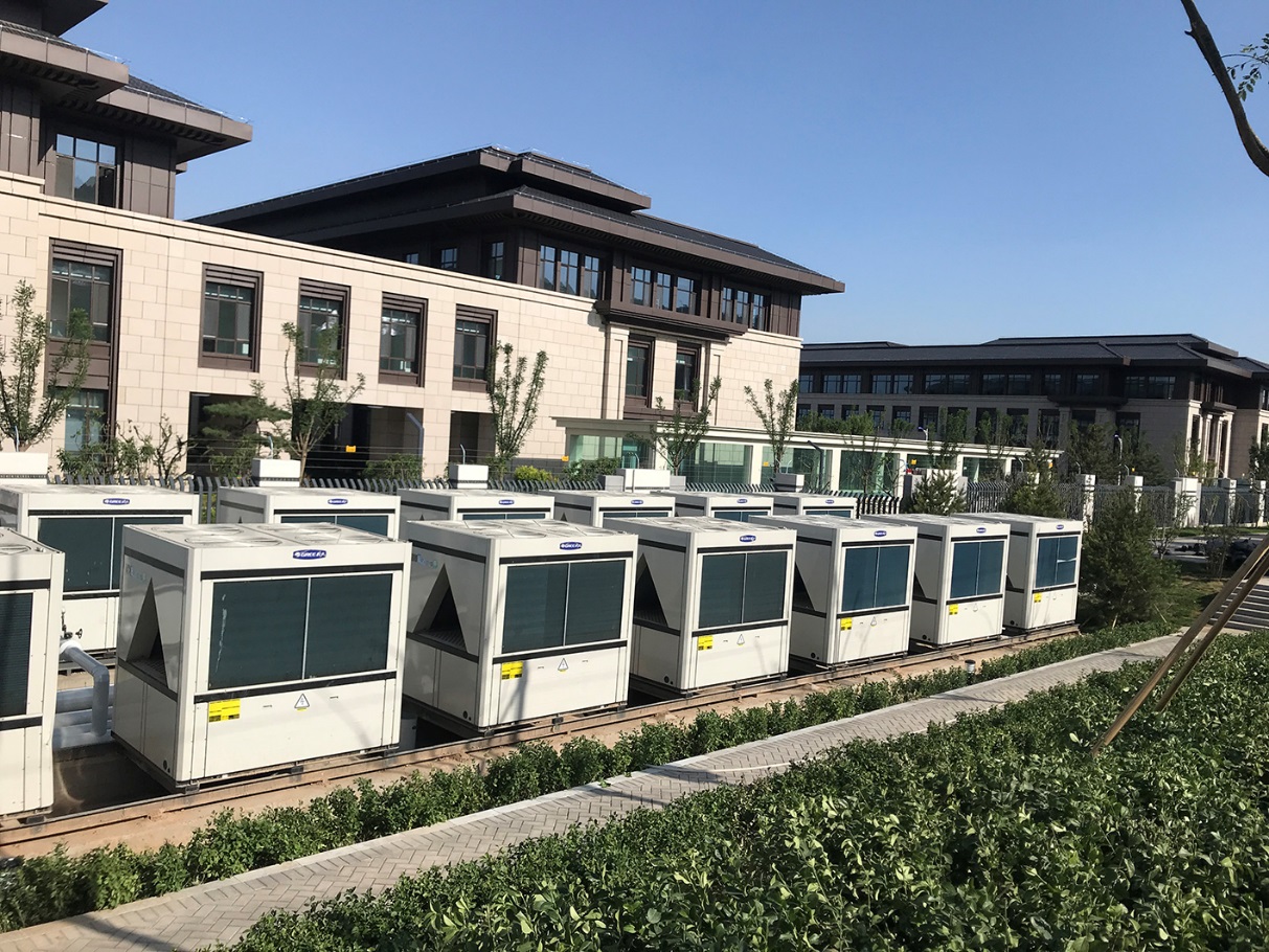 太原市委常委、紀委書記、監(jiān)委主任在山西建投四建集團承建的太原市廉政教育基地項目調研