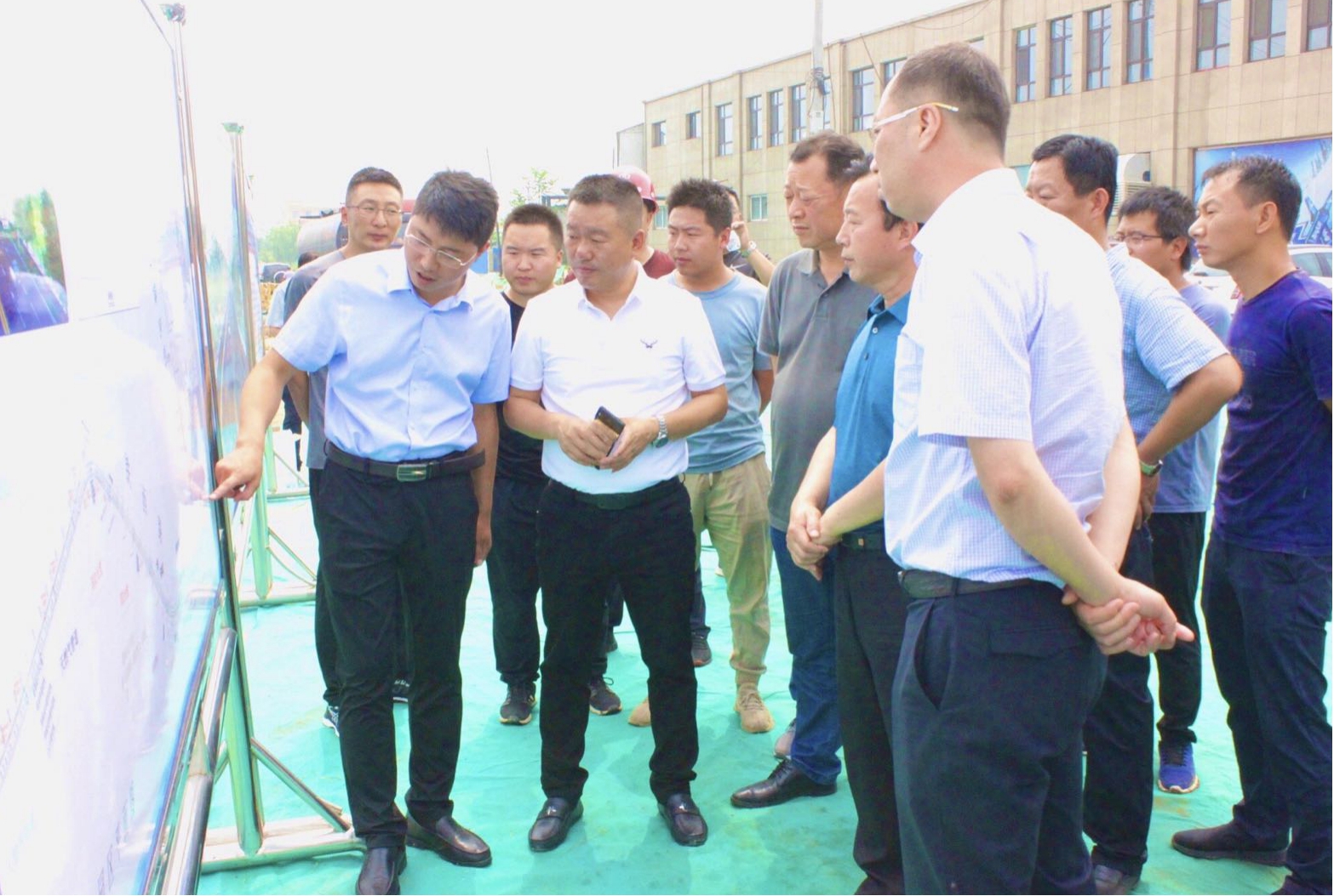 晉中市副市長在山西建投晉中指揮部在建項目調(diào)研