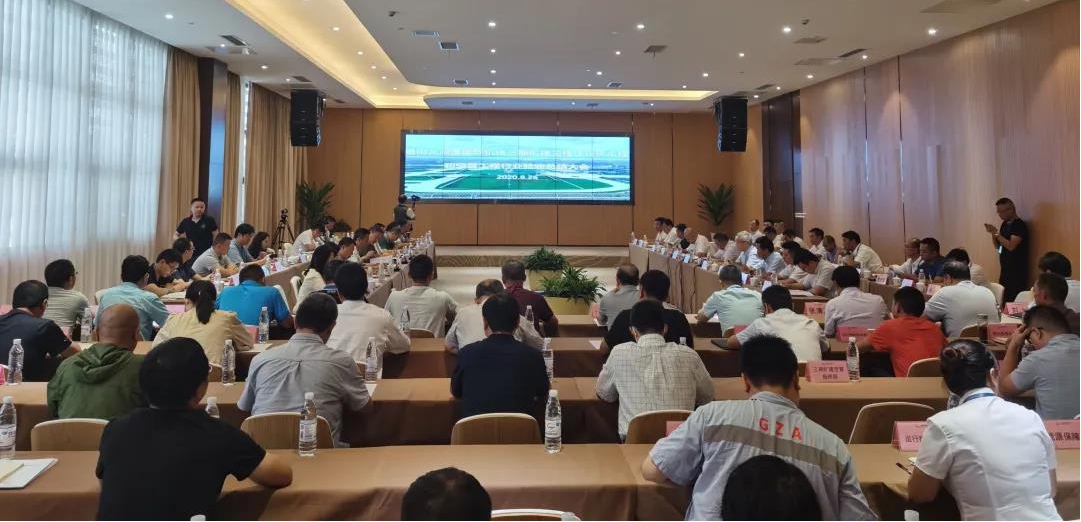 山西建投機械化集團參建的貴陽龍洞堡國際機場三期擴建工程通過行業(yè)驗收