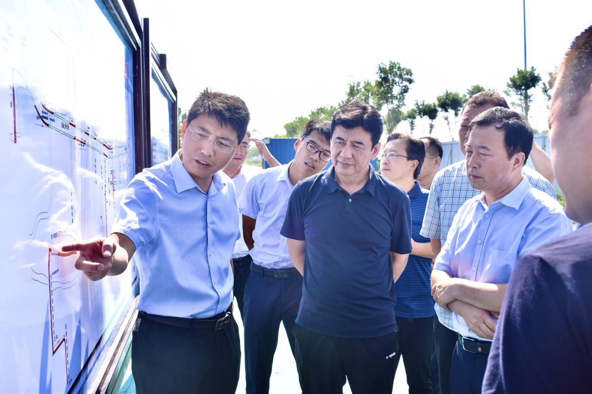 晉中市副市長在山西建投晉中指揮部在建項(xiàng)目調(diào)研